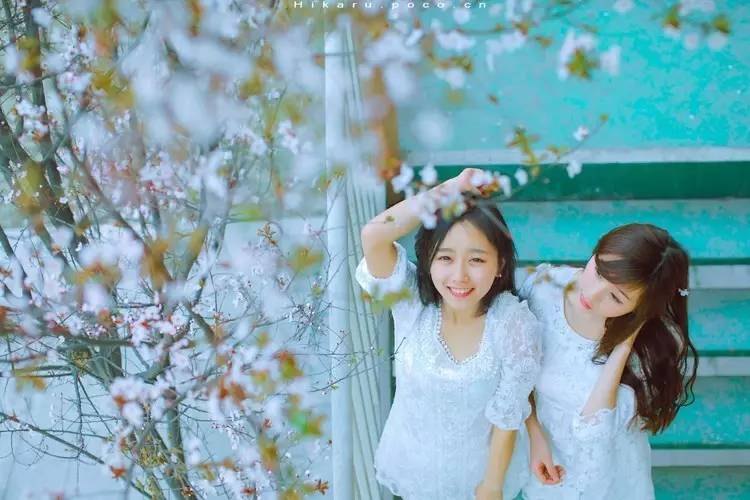 花季怎么拍好看,自由浪漫的人像照片