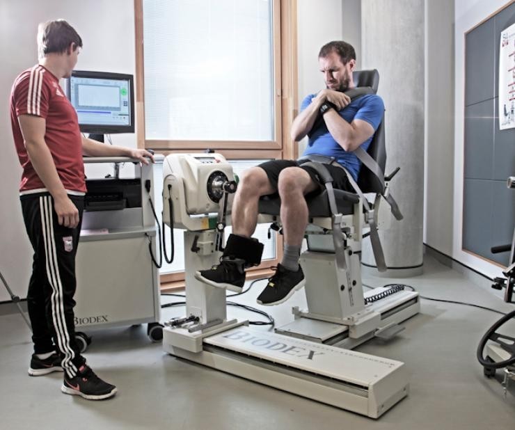 早点怎么做才能赚钱,英超董方卓最新消息