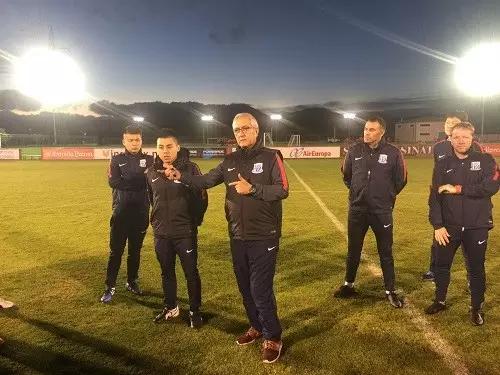 曼萨诺重返中超,曼萨诺为什么离开申花