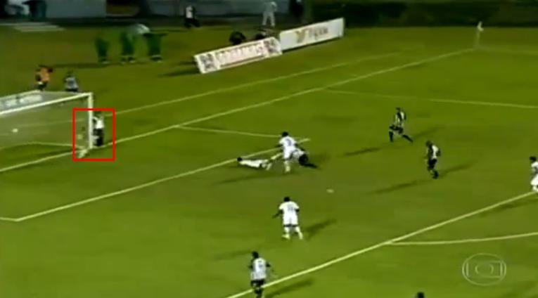 2016足球最新规则,足球出界规则改了