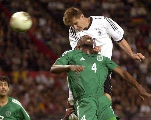 他瓦匠出生，天赋被大罗完爆，却靠伟大人品登顶世界杯第一人