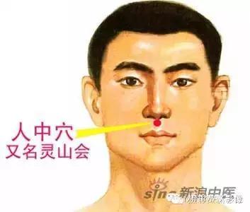 拍照怎么笑得好看又自然不露牙,拍照时如何笑得更好看更自然