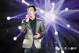 情歌王子张信哲，竟然被杜海涛的老婆拐跑了