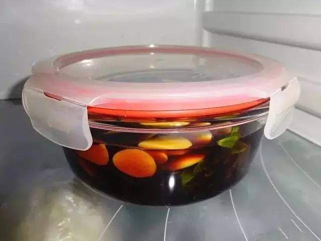 为什么饭店的酱油这么好吃,为什么饭店酱油不会很咸