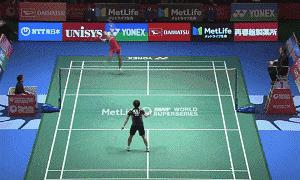 正确羽毛球的打法和步骤图解,简单实用的羽毛球单打战术