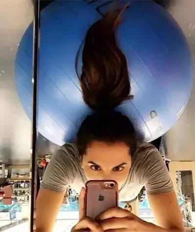 瑜伽球收腹按摩,收腹按摩球