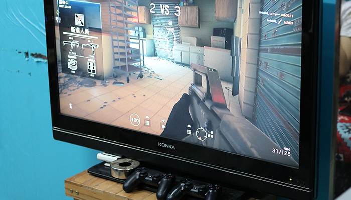 我以为包机房早就死了，没想到它依然活着