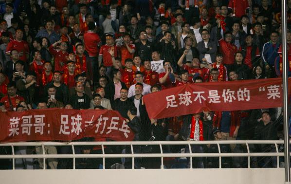 男女足全线突破还要他下课吗?