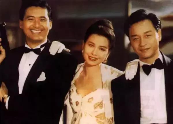 周润发经典电影片段小偷,周润发张国荣小偷电影