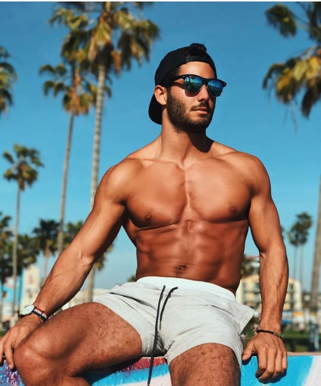 男士哑铃在家锻炼视频,在家哑铃锻炼腿部方法