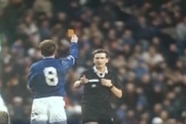 苏亚雷斯咬人是什么比赛,苏亚雷斯经典犯规咬人