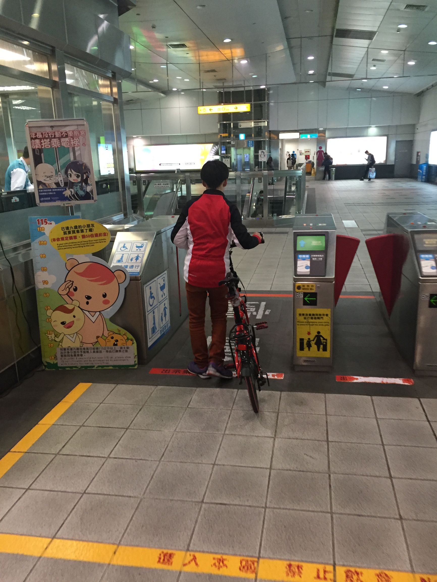 共享单车人人都能骑,共享单车人人都可以骑