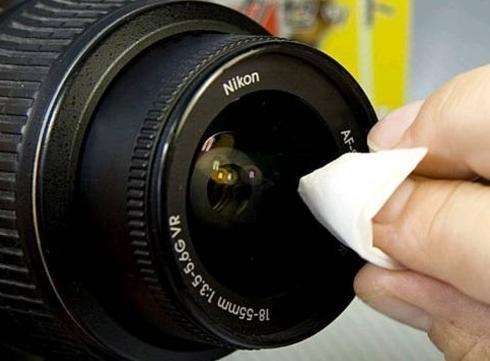 相机镜头怎么防止灰尘,相机镜头内部进灰怎么处理