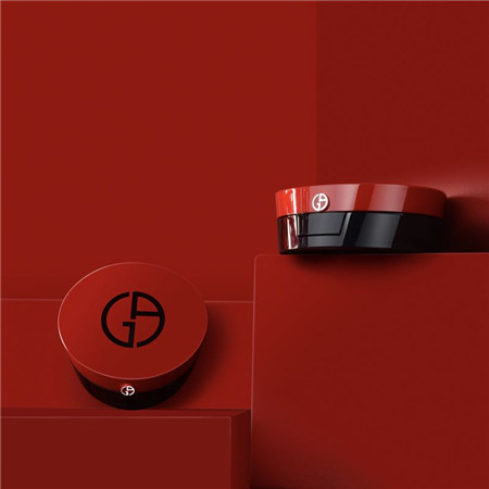 阿玛尼和ysl粉饼哪个好,ysl香奈儿阿玛尼哪个粉饼好用