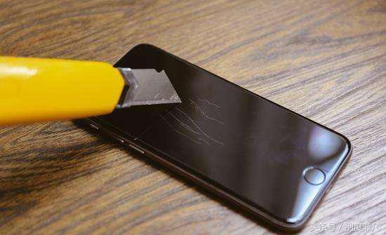 华为p30pro水凝膜还是钢化膜好,水凝膜和钢化膜哪个好些