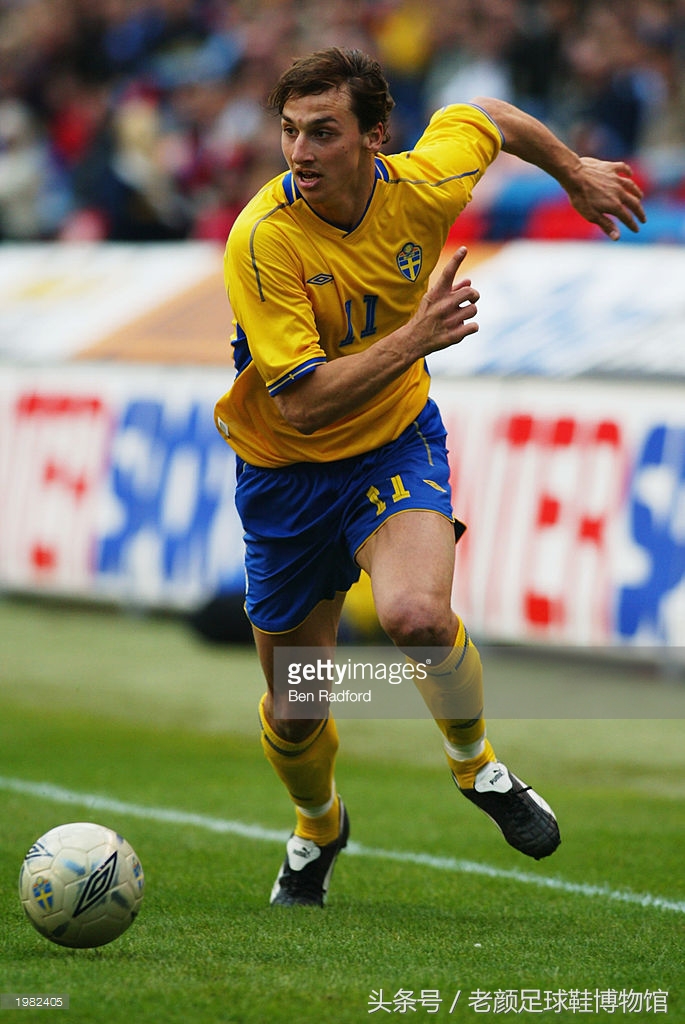 puma足球鞋ultra实战,puma最新公认脚感最好的足球鞋