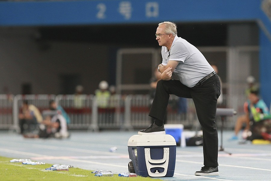 昔日亚冠霸主面临中甲降级,昔日王者身陷泥潭