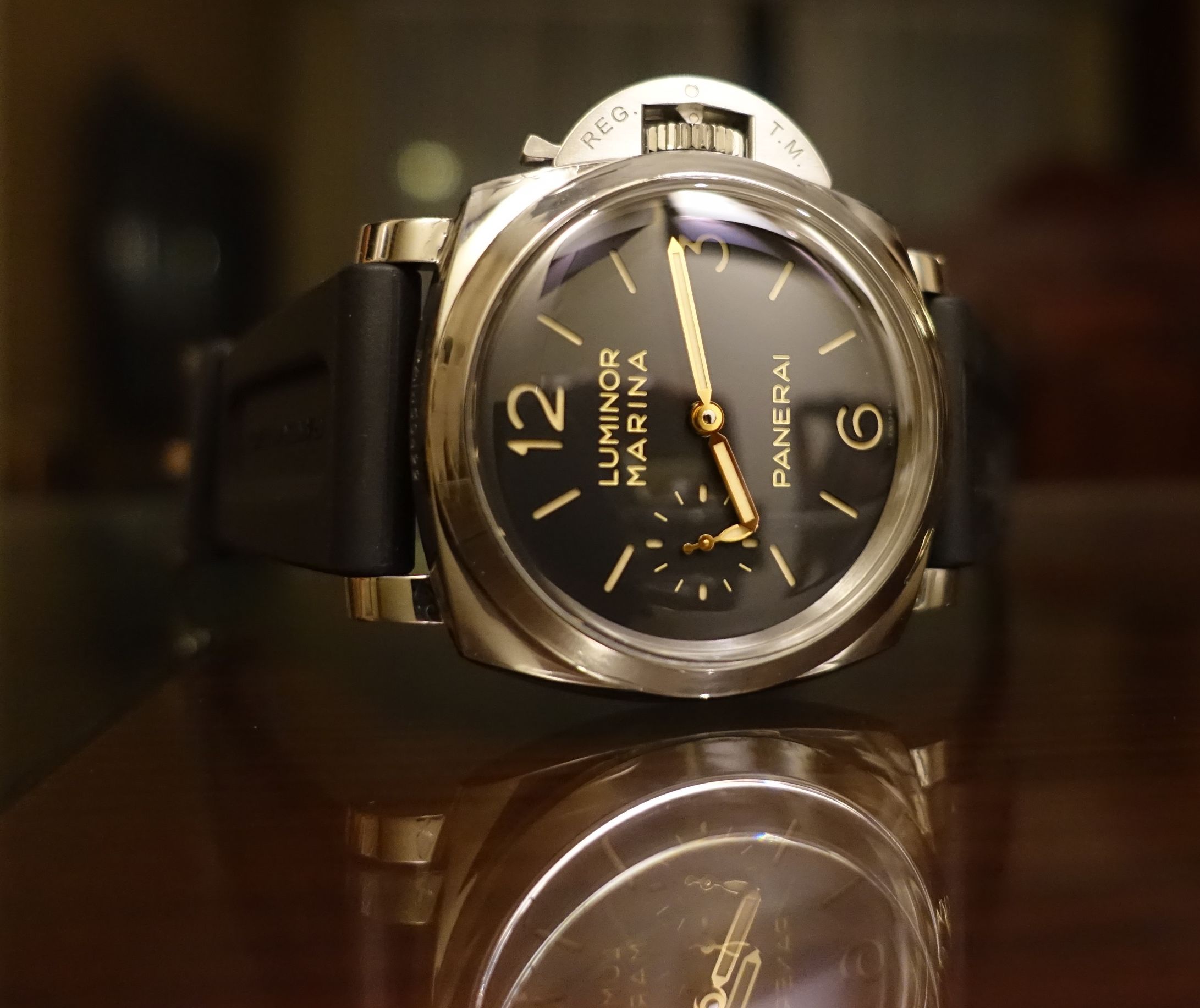 鎻湶骞曞悗榛戝箷,鍐呭箷鏇濆厜闇囨儕浼椾汉