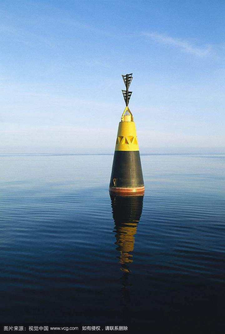 海上的航标是怎么固定的,海上航标生锈