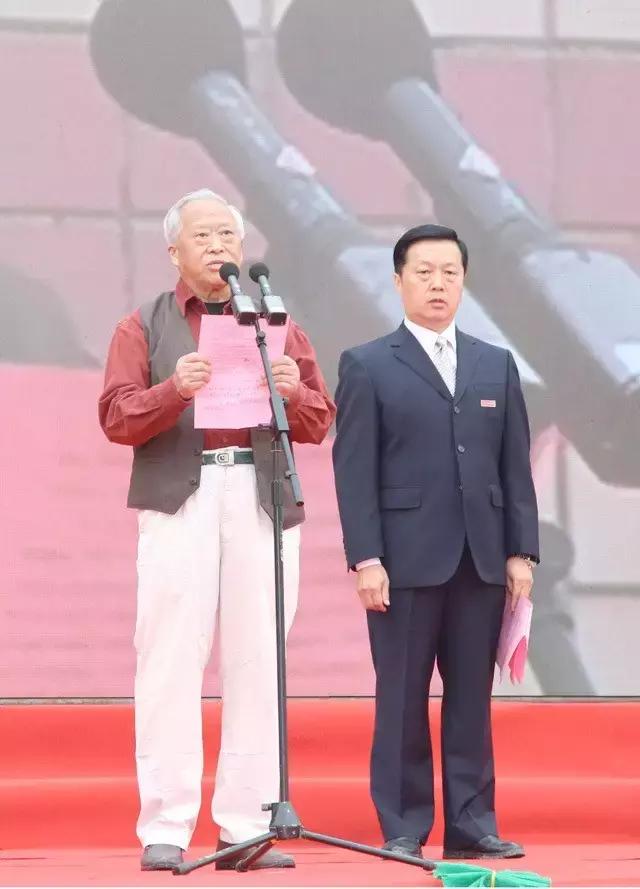 数千嘉宾、校友共赏武汉市四十九中人文探索60年