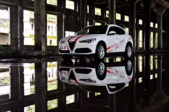 阿尔法罗密欧stelvioti和veloce区别,试驾阿尔法罗密欧stelvio