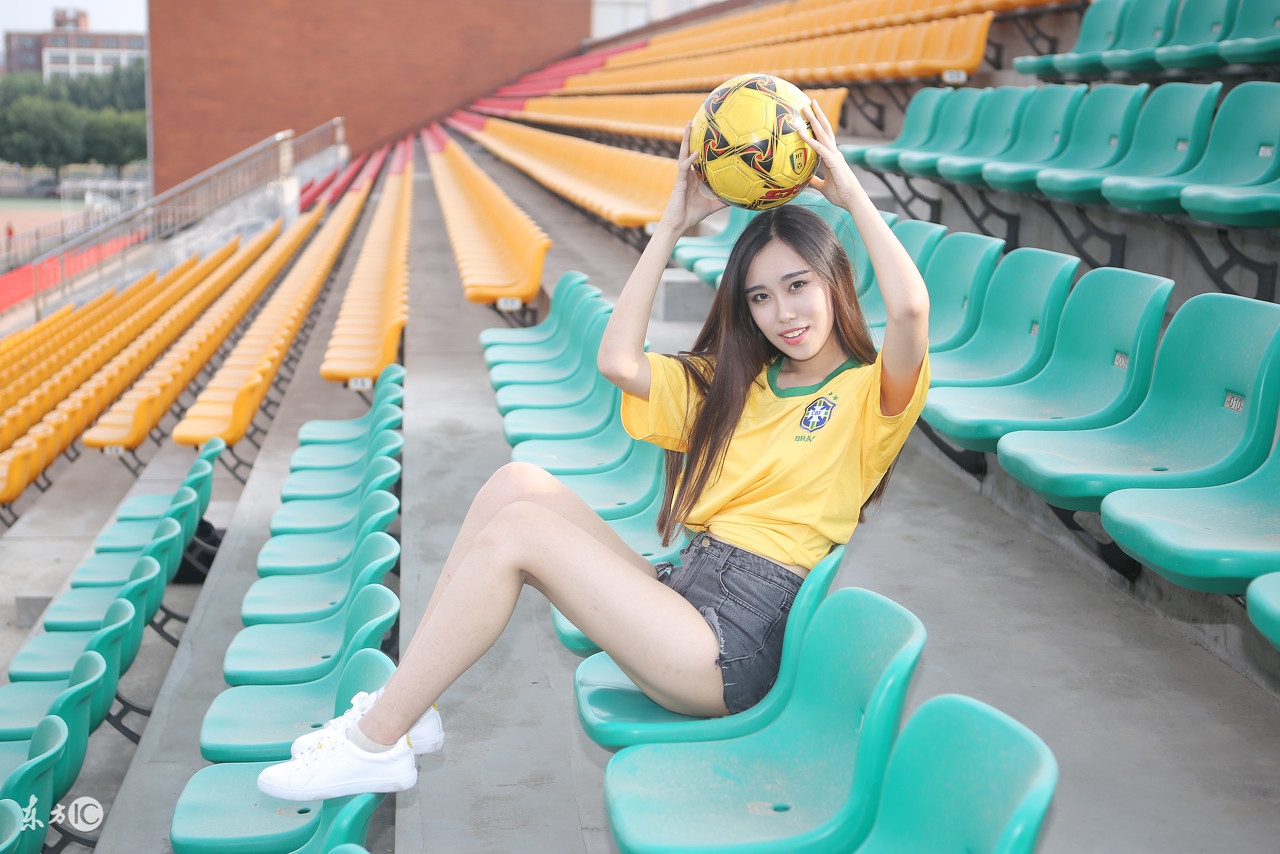 足坛里的诡异进球视频,足坛史上最诡异的失误