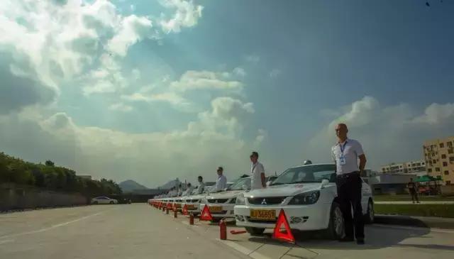 射洪市驾校报名费多少,射洪驾校在哪里