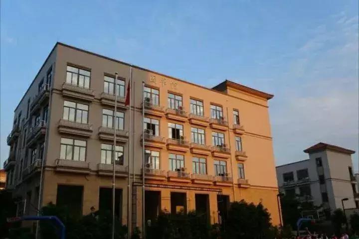 广州最美中学评选NO.10，你的母校排第几？