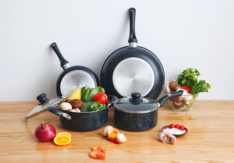 宿舍不粘锅怎么挑选好用,不粘锅在挑选时要注意哪些