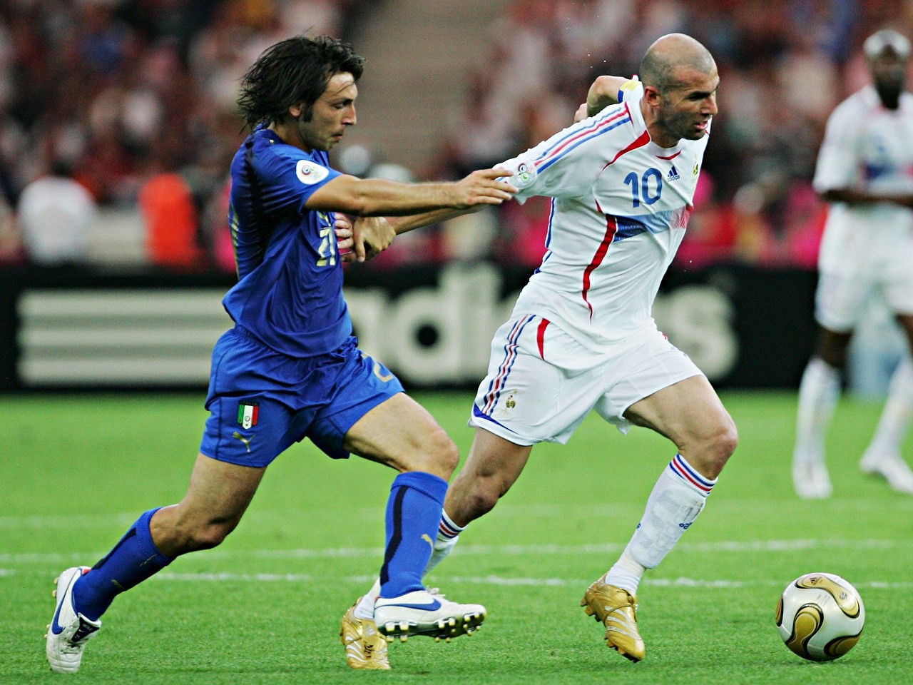 皮尔洛人生能有几个十年,皮尔洛告别纪念