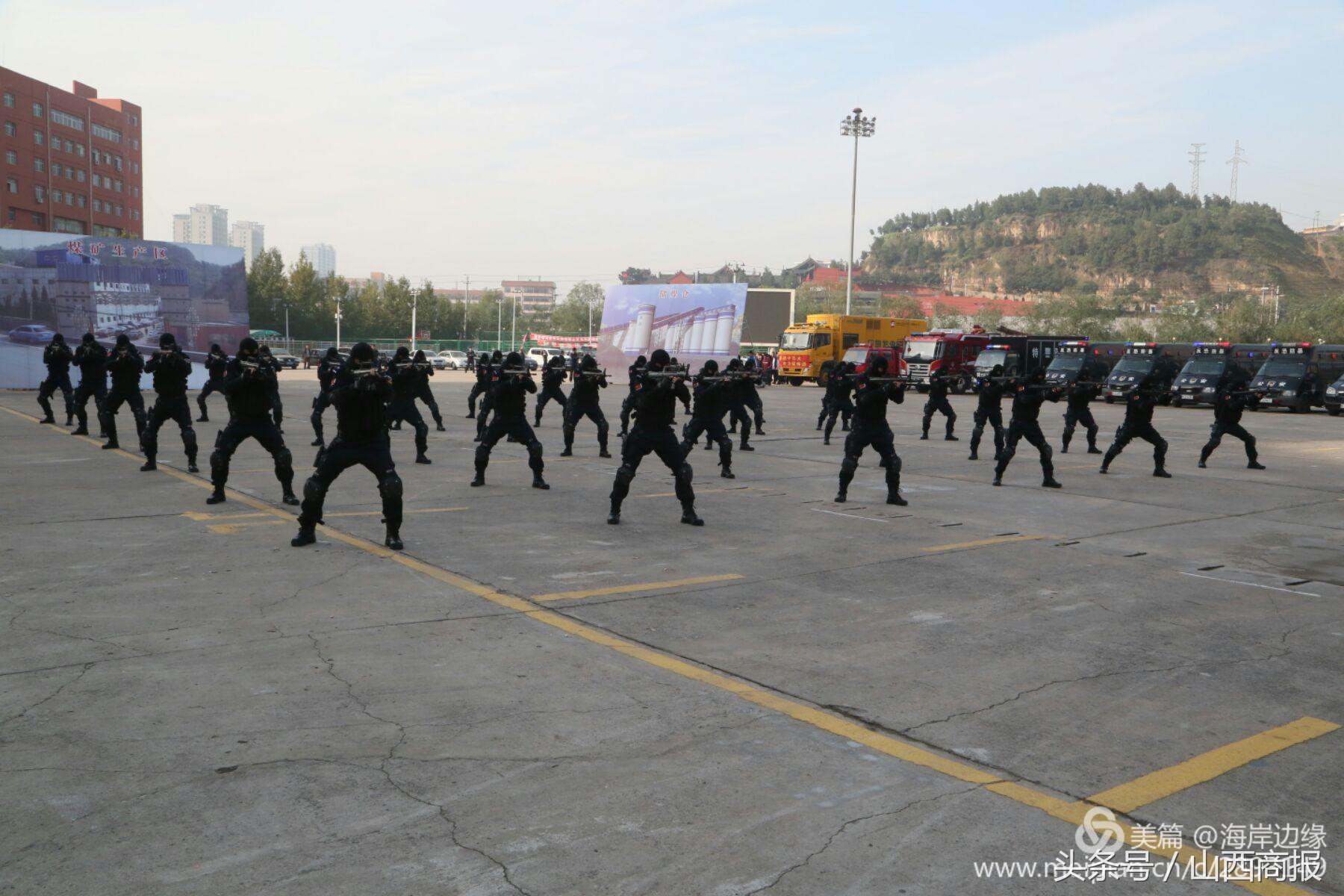 县公安局扎实开展警务实战大练兵,公安十九大忠诚保平安实战演练