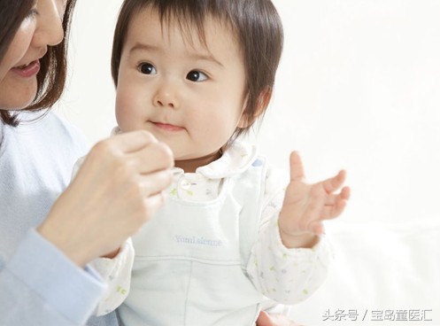 宝宝流清鼻涕怎么预防咳嗽,秋季宝宝流清鼻涕怎么办