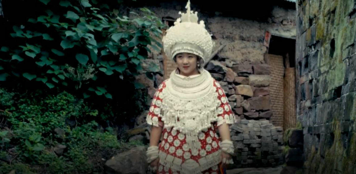 这里的女子很特别,没有几公斤的银子不能娶