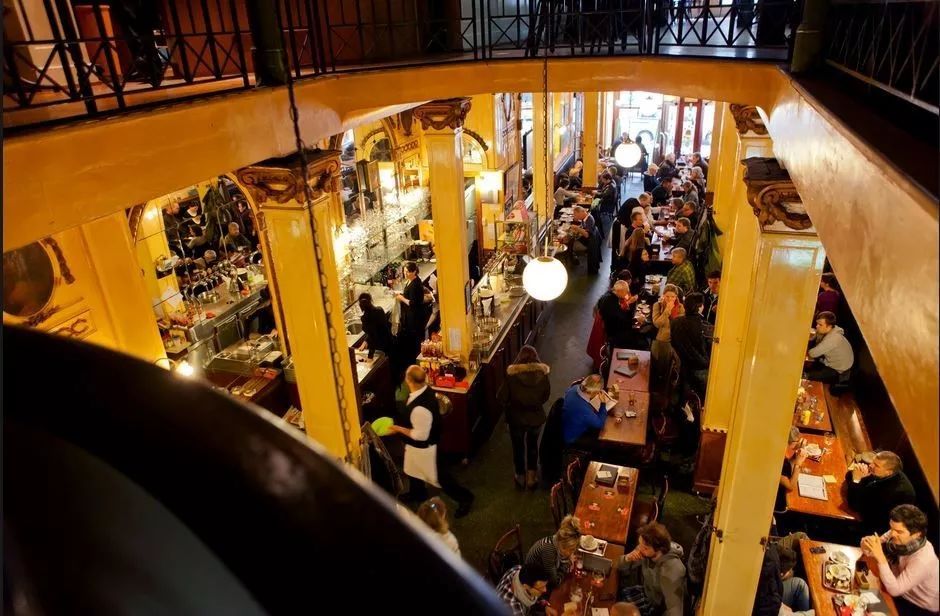 布鲁塞尔有什么风景 (布鲁塞尔被誉为欧洲最美丽的广场)