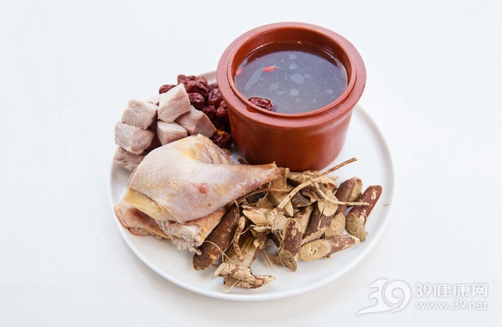 六种技巧教你煲出好鱼汤,宝宝营养汤食谱100种做法大全