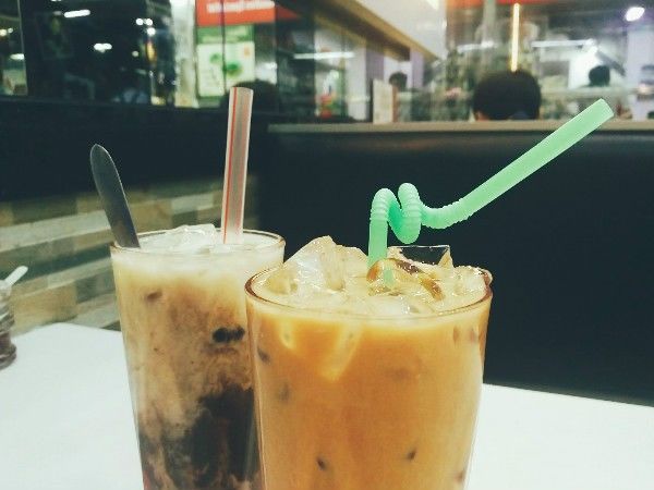 从香港去深圳吃饭,从香港过来布吉吃炒粉