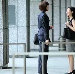 比你优秀比你更努力的女人,比你优秀比你还努力的女孩