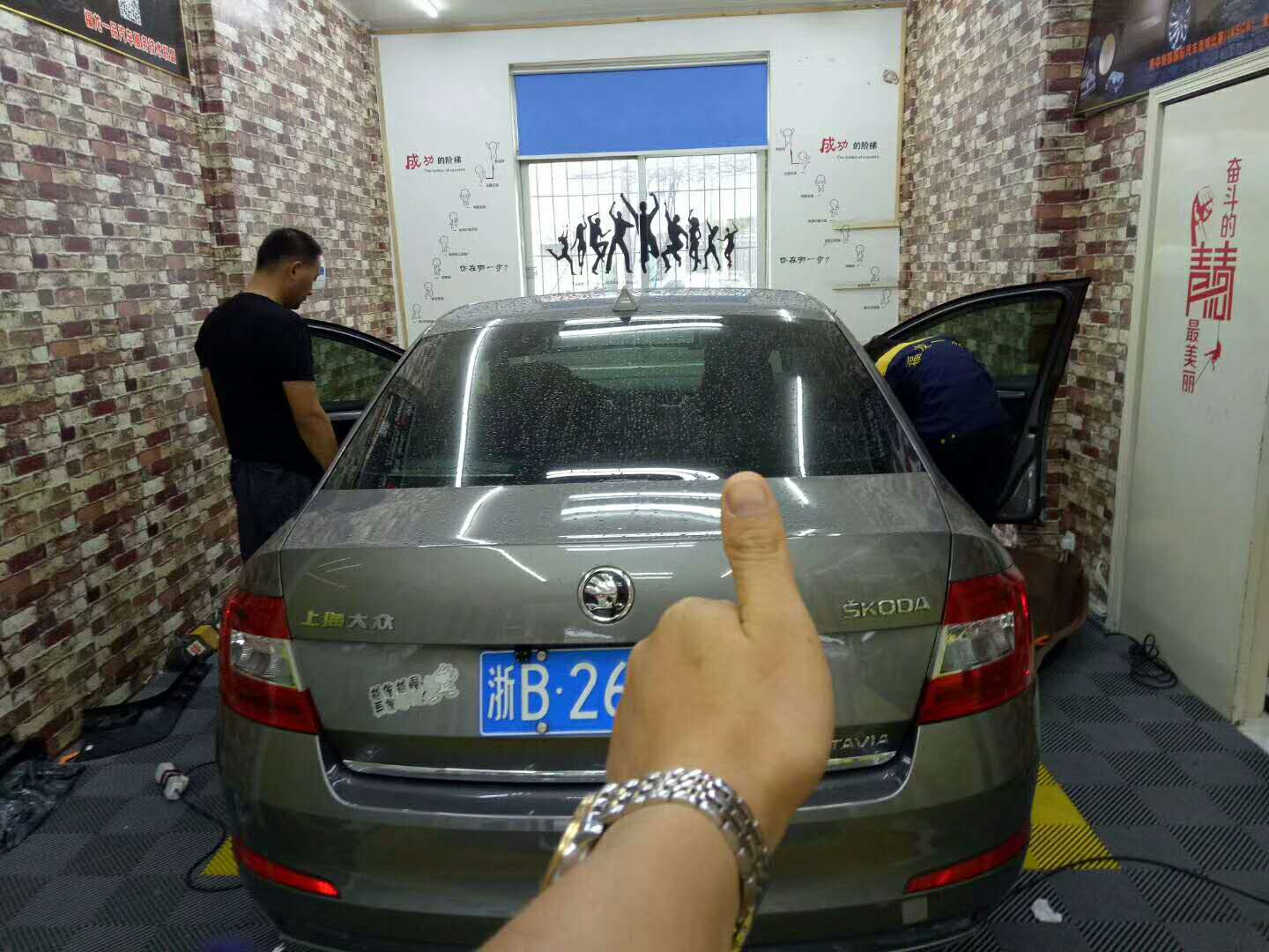 斯柯达明锐汽车隔音、含挡火墙，难以忍受的车内异味得到解决