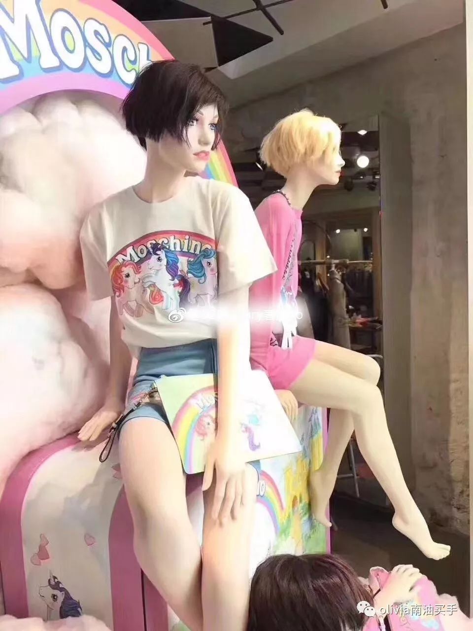 moschino秋冬服装,moschino女装t恤