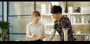 迷弟常见，腿这么长的迷弟不常见