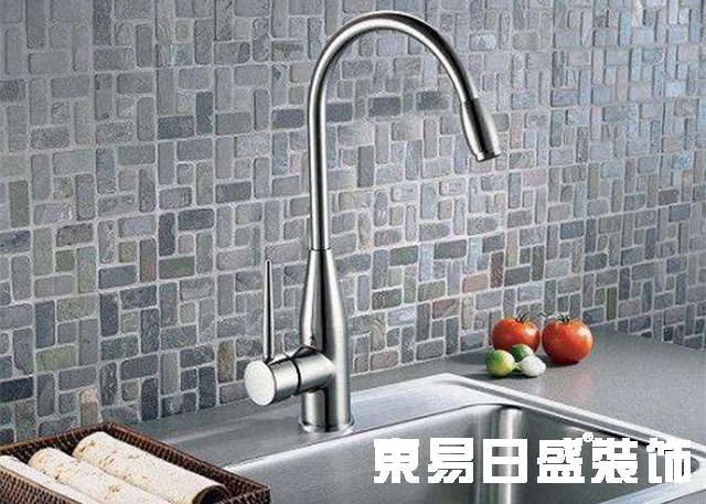 科勒水龙头出口堵塞怎么清洗,水龙头花洒堵塞清洗小妙招