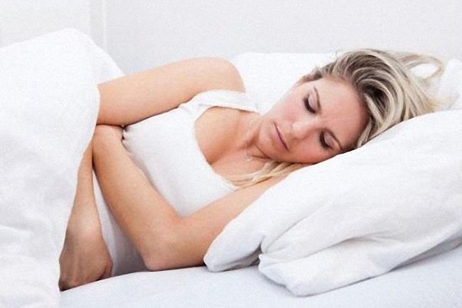 每次大姨妈痛得厉害怎么办,月经第一天痛经严重是什么原因