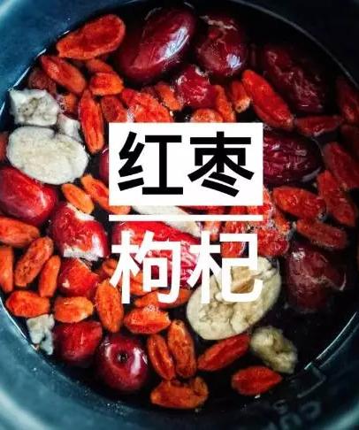 什么样的枸杞不能喝,枸杞泡水不能乱喝有6点需注意