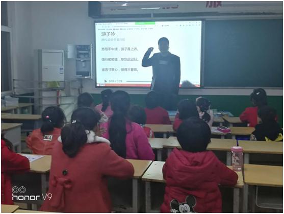 阴平镇中心小学社团活动,富平县宫里镇雷村小学六年级