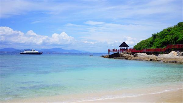 我到过许多地方是指哪里,我去过的地方皆是你看过的风景
