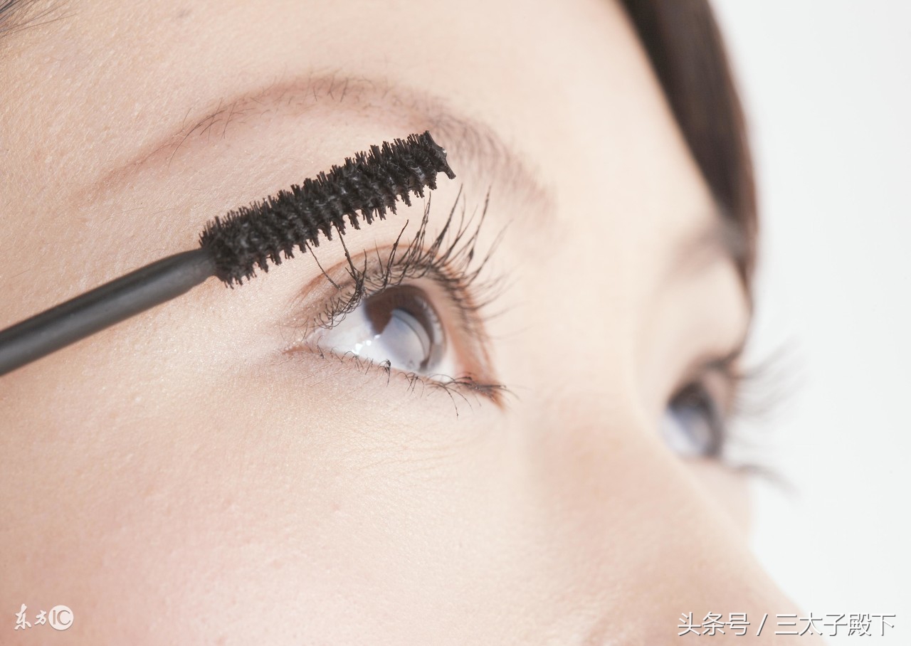 怎么补妆最快最有效,怎么补妆简单快速