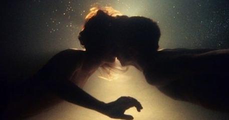 爱情中最动人的话语是什么,52句诗词表达爱情