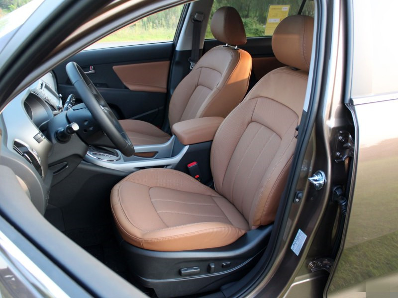 知道为什么路上那么多这款车吗？光看这颜值就都不用说了