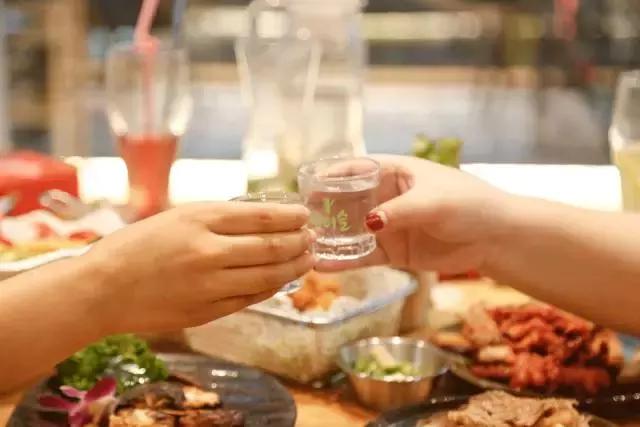 走一波,终于等到这家月销60W的人气烤肉店从市中心开到城南了!