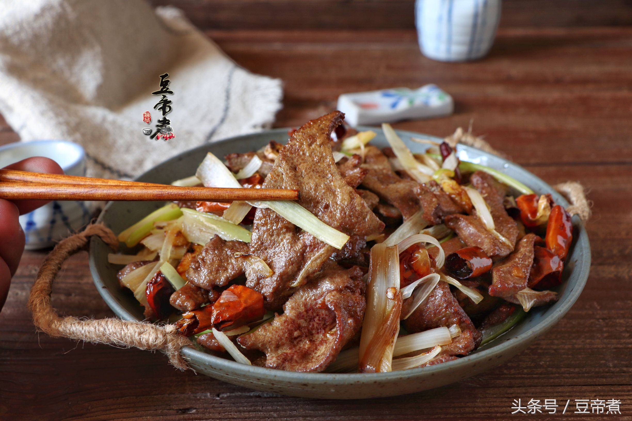 猪肝嫩了好还是老了好,饭店的猪肝汤如何做嫩而不腥